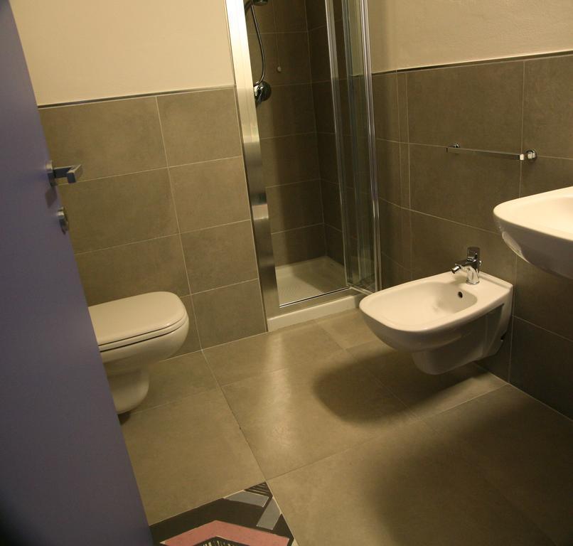 Ostello Locanda Degli Acrobati ブレシア 部屋 写真