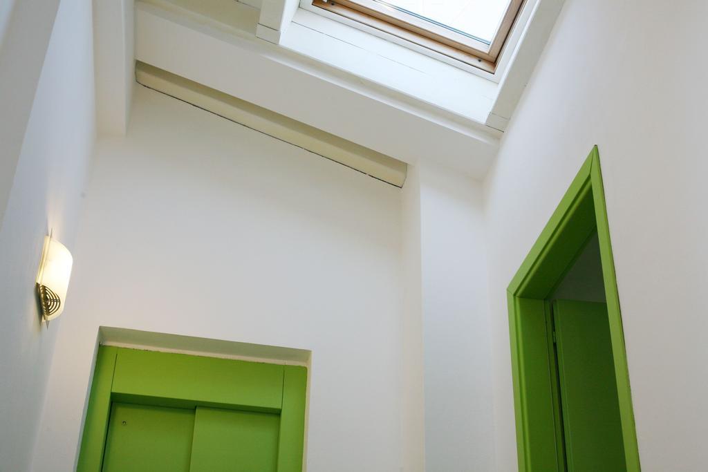 Ostello Locanda Degli Acrobati ブレシア エクステリア 写真