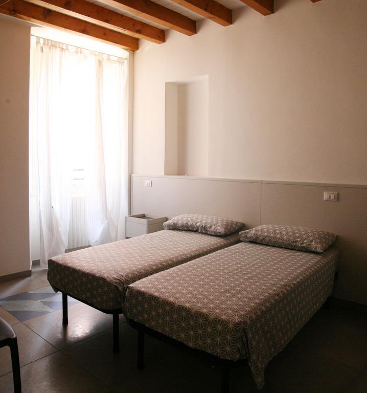 Ostello Locanda Degli Acrobati ブレシア 部屋 写真